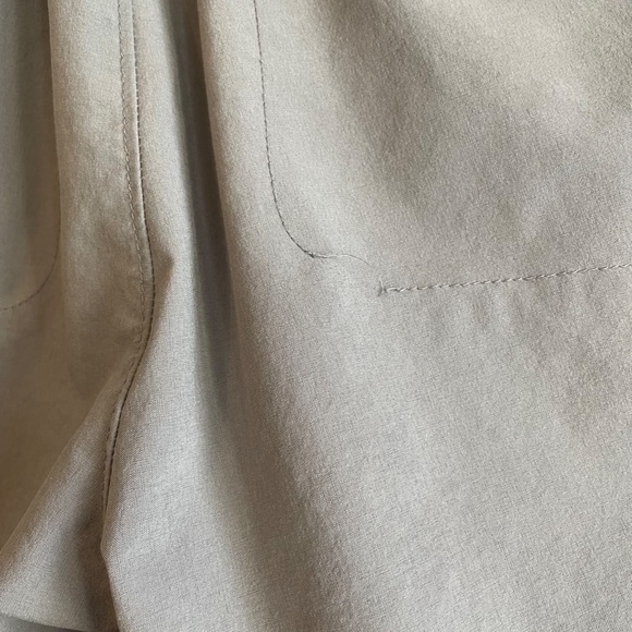 Athleta Light Grey Aspire Ankle Adjustable Jogger Sz 6 Tall - Picture 13 of 14